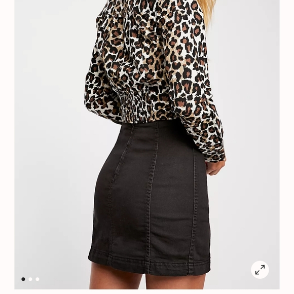 Free People Skirt 🖤 - Picture 1 of 6